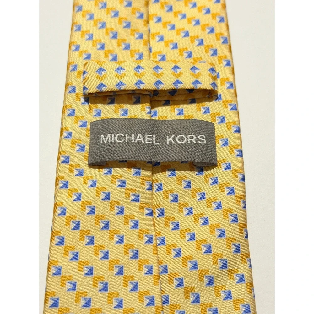Michael Kors Silk Tie Sz OS‎ Yellow Blue Geometric Diamond Pattern Professional